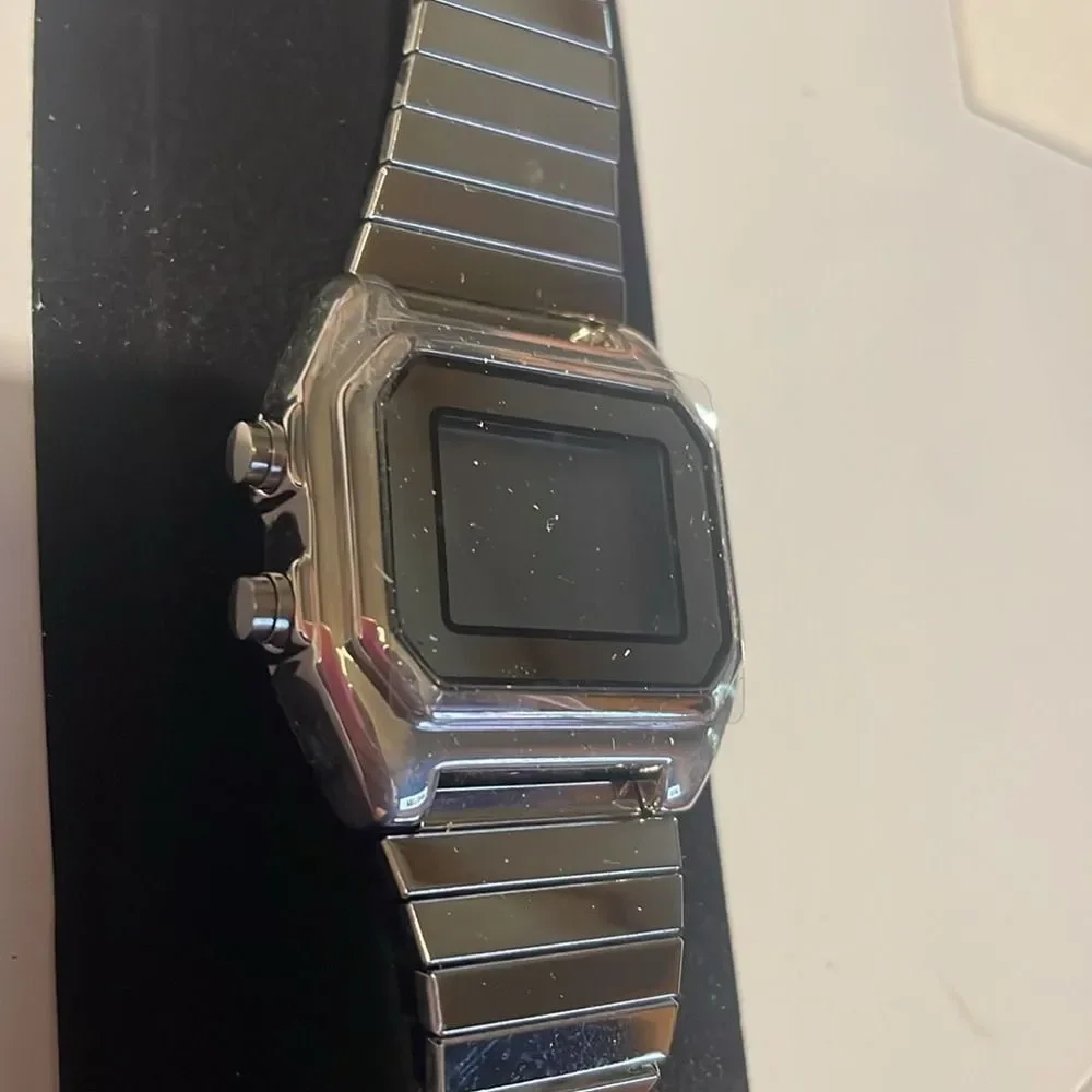 Retro Silver Digital Watch -‎ Stainless Steel Style - New in Box